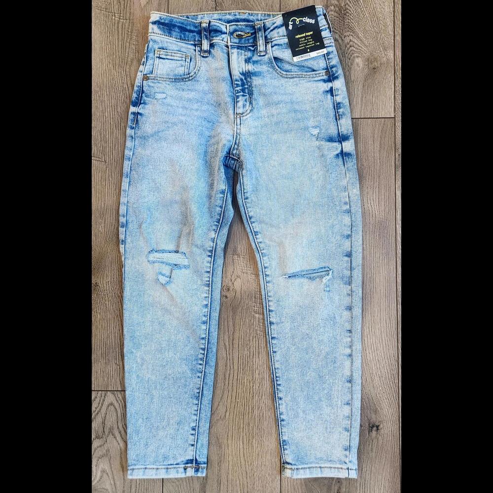 Brand New, Relaxed Tapered Leg, size 8 girl jeans